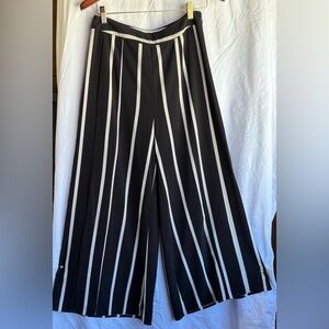 WHO WHAT WEAR Black&White Striped Women's Wide Leg Dress Pants Size 6